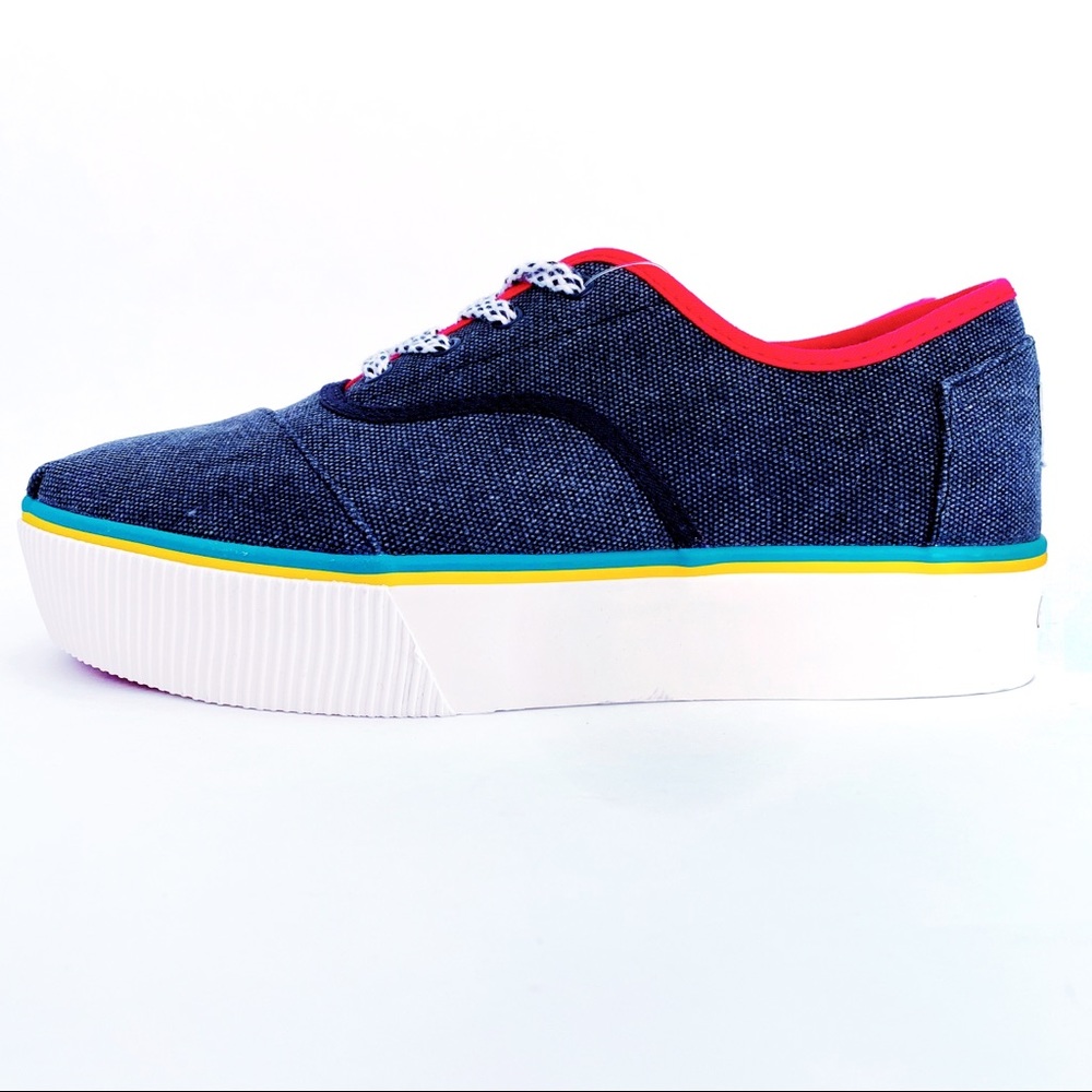 TOMS Cordones Boardwalk Sneakers Womens Size 7.5 Shoes Venice Beach Collection